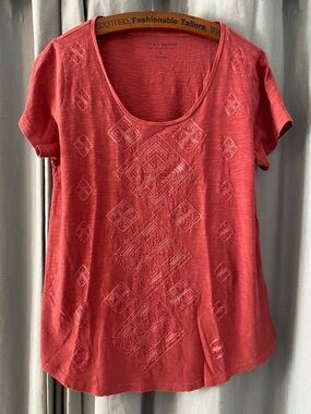 Lucky Brand Women's Red Scoop Neck Embroidered Tee, Women’s Size Large